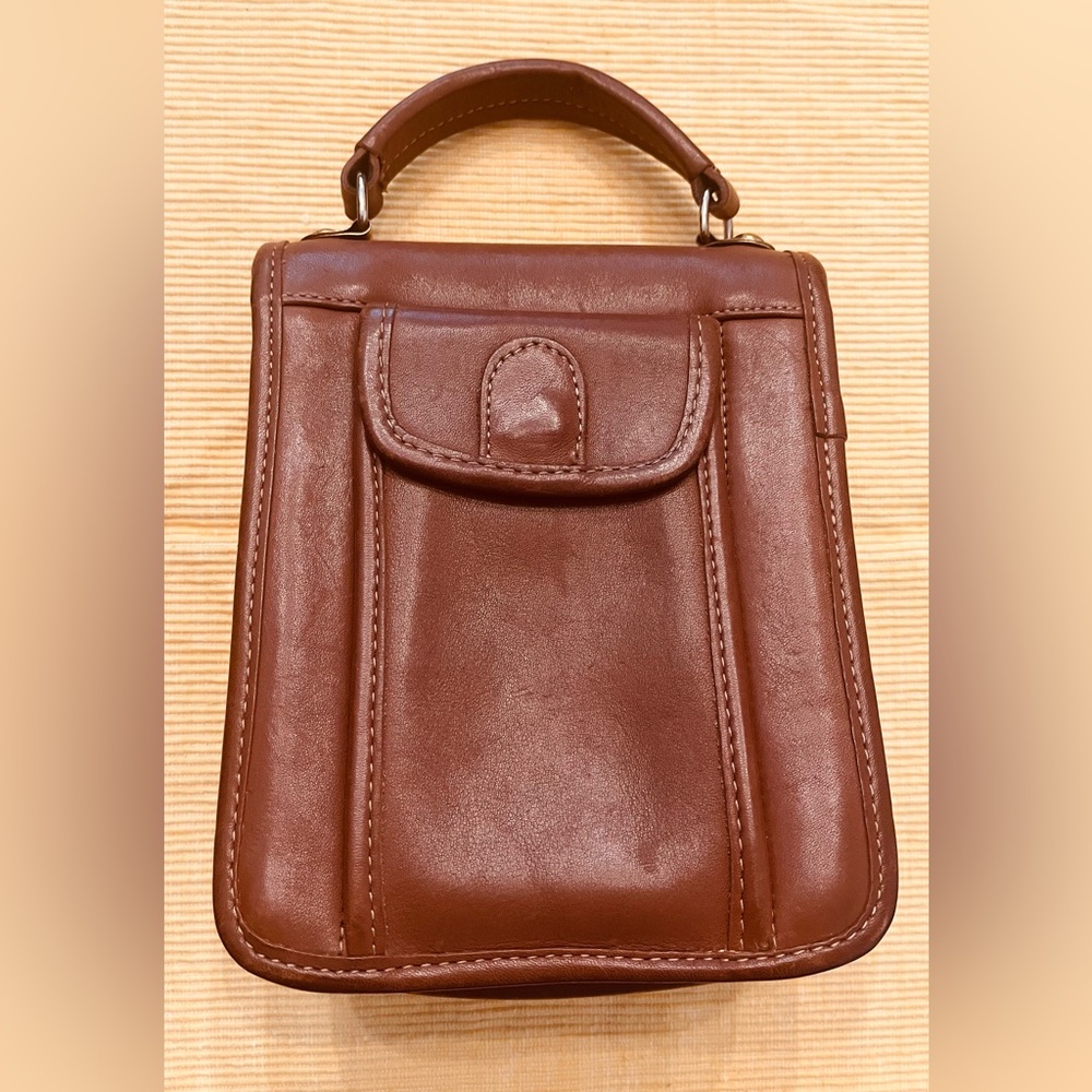 So. Many. Pockets! Classic Leather & Suede Crossbody with Shoulder Strap